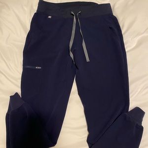 FIGS Zamora jogger size small navy